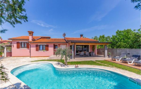 4 Bedroom Gorgeous Home In Medulin